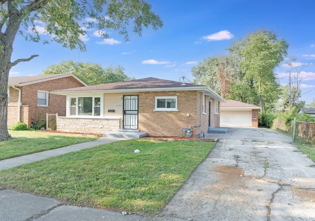 Photo 1 of Single family home for sale at 1618 W 163rd Street, Markham, IL 60428 | MLS# 12741408 | Listing updated on 2026-09-23