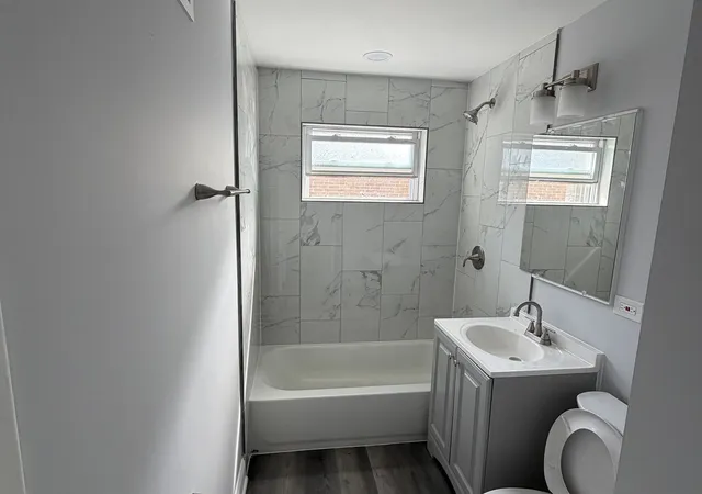 Photo 4 of Single family home for sale at 14621 Kenwood Ave, Dolton, IL 60419 | MLS# 12741473 | Listing updated on 2026-09-24
