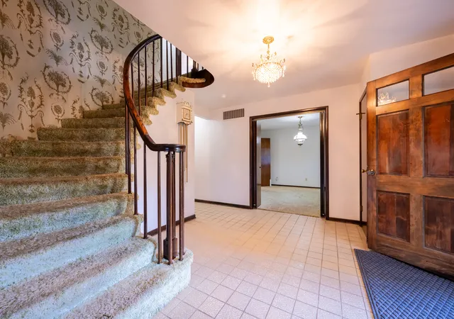 Photo 4 of Single family home for sale at 801 Oakcrest Dr, Rantoul, IL 61866 | MLS# 12741479 | Listing updated on 2026-09-06