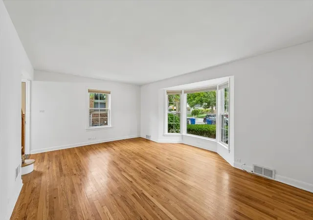 Photo 2 of Townhouse for sale at 533 Dodge Ave, Evanston, IL 60202 | MLS# 12741480 | Listing updated on 2026-09-23