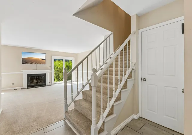 Photo 3 of Townhouse for sale at 1326 Loughborough Ct, Wheaton, IL 60189 | MLS# 12741498 | Listing updated on 2026-09-24