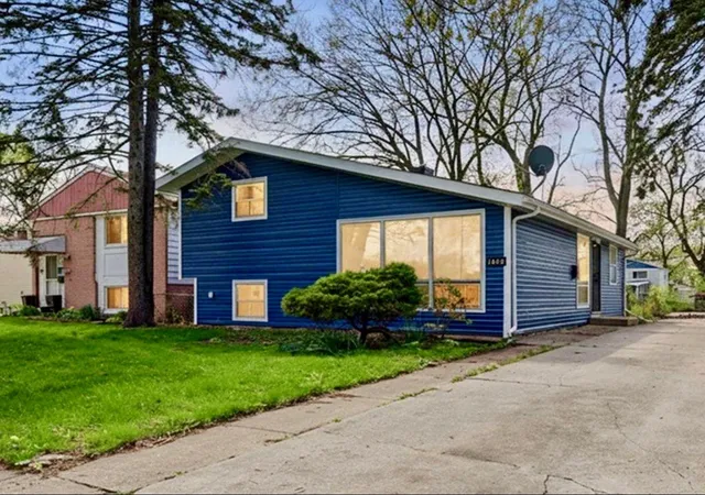 Photo 1 of Single family home for sale at 16420 Paulina St, Markham, IL 60428 | MLS# 12741532 | Listing updated on 2026-09-23