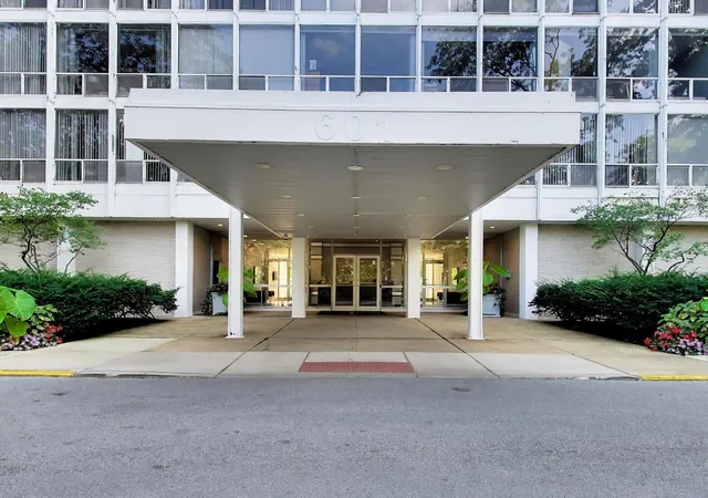 Photo 2 of Condo for sale at 601 E 32nd Street #610, Chicago, IL 60616 | MLS# 12741540 | Listing updated on 2026-09-24