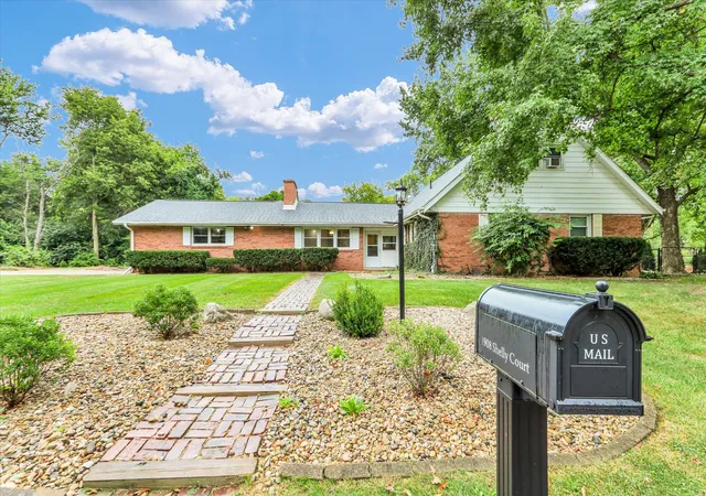 Single family home for sale at 1908 Shelly Ct, Urbana, IL 61802 | MLS# 12741556