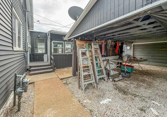 Photo 30 of Single family home for sale at 907 Central Ave, Tilton, IL 61833 | MLS# 12741604 | Listing updated on 2026-09-13