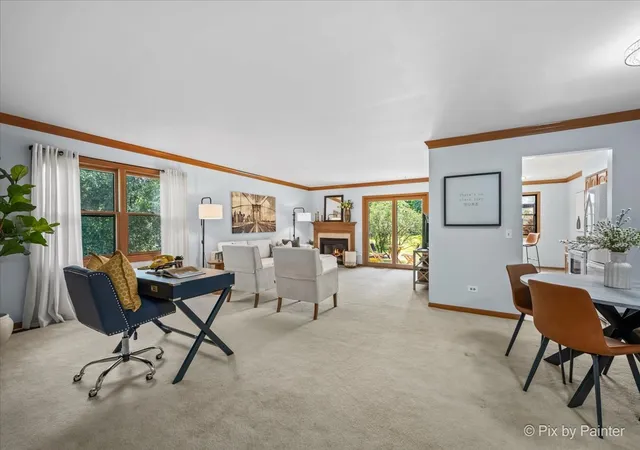 Listing Photo 4 - Condo for sale in building located at 325 Lake St, Crystal Lake, IL 60014 - Unit #1B