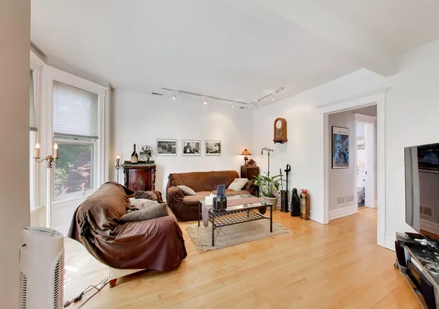 Photo 3 of House for sale at 3307 N Oakley Ave, Chicago, IL 60618 | MLS# 12741684 | Listing updated on 2026-09-08
