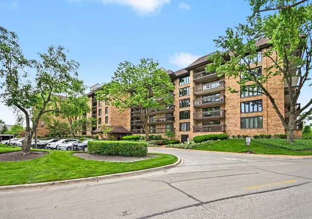 Condo for sale at 1671 Mission Hills Rd #201, Northbrook, IL 60062 | MLS# 12741765 | Listing updated on 2026-10-20