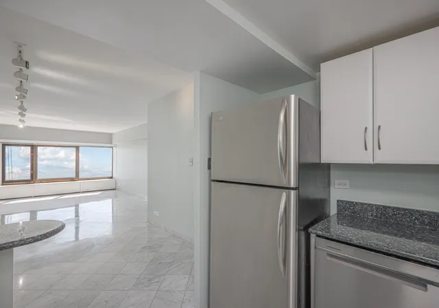 Photo 4 of Sale Pending at 175 E Delaware Pl #7207, Chicago, IL 60611 | MLS# 12741799 | Listing updated on 2026-10-02