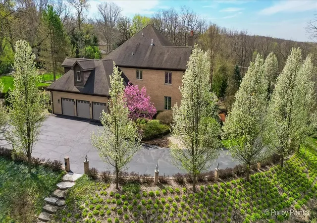Photo 4 of Single family home for sale at 10018 Haegers Bnd Rd, Barrington Hills, IL 60010 | MLS# 12741879 | Listing updated on 2026-10-20