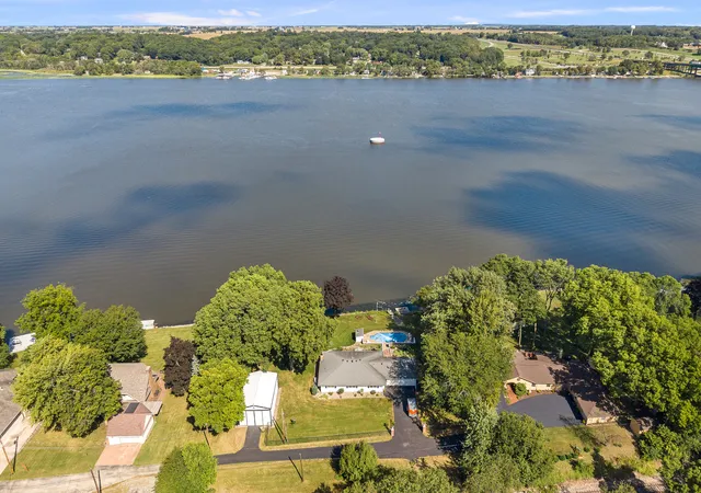 Photo 3 of Single family home for sale at 17807 Route 84 Route N, East Moline, IL 61244 | MLS# 12741890 | Listing updated on 2026-09-28