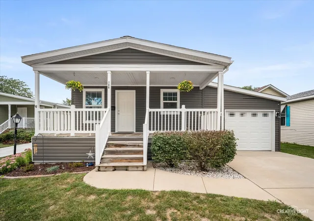Photo 1 of Manufactured home for sale at 186 Northshore Rd, Elgin, IL 60123 | MLS# 12741960 | Listing updated on 2026-10-05