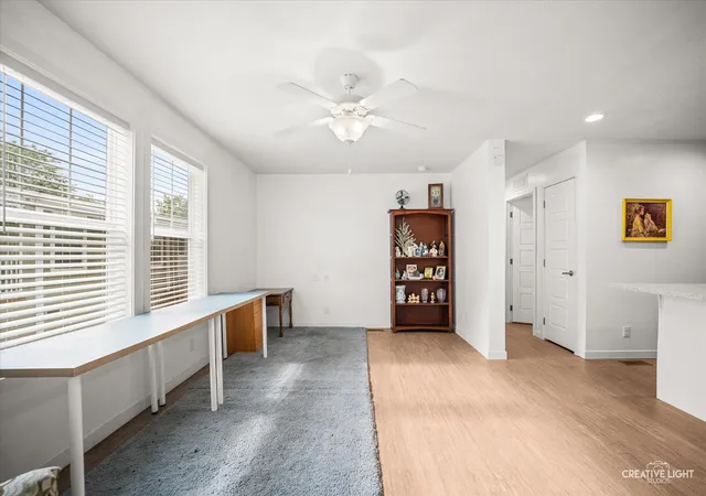 Photo 4 of Manufactured home for sale at 186 Northshore Rd, Elgin, IL 60123 | MLS# 12741960 | Listing updated on 2026-10-05