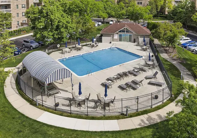 Photo 3 of Condo for sale at 1220 Rudolph Rd #5B, Northbrook, IL 60062 | MLS# 12742021 | Listing updated on 2026-09-23