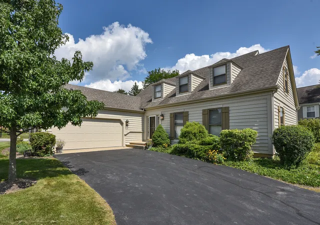 Photo 1 of Single family home for sale at 119 Craigie Ln, Inverness, IL 60067 | MLS# 12742131 | Listing updated on 2026-09-06