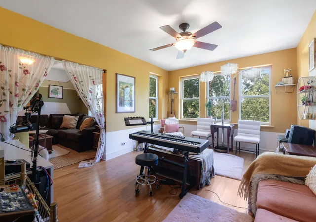 Photo 2 of Condo for sale at 5060 N Claremont Ave #3E, Chicago, IL 60625 | MLS# 12742162 | Listing updated on 2026-09-14
