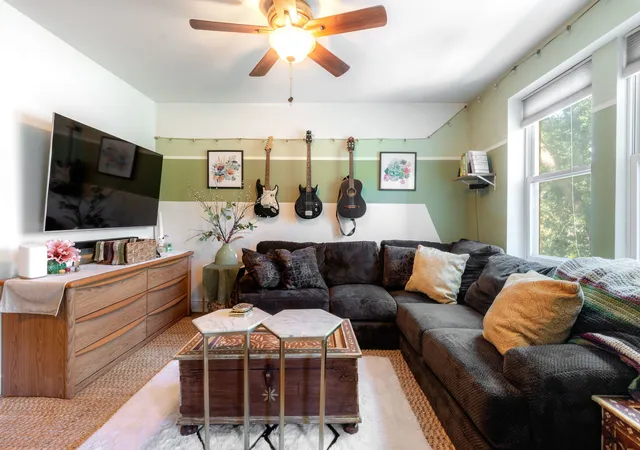 Photo 3 of Condo for sale at 5060 N Claremont Ave #3E, Chicago, IL 60625 | MLS# 12742162 | Listing updated on 2026-09-14