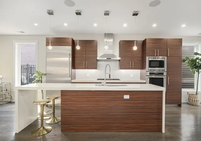 Photo 4 of Condo for sale at 1243 N Cleaver St #2, Chicago, IL 60642 | MLS# 12742168 | Listing updated on 2026-09-16