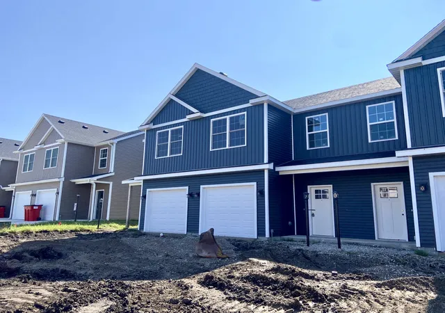 Townhouse for sale at 3327 Stoneway Ct, Champaign, IL 61822 | MLS# 12742202