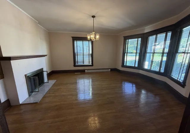 Photo 4 of Single family home for sale at 722 S Chestnut St, Kewanee, IL 61443 | MLS# 12742205 | Listing updated on 2026-09-06