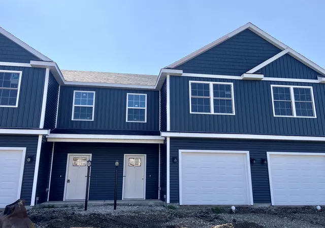 Townhouse for sale at 3329 Stoneway Ct, Champaign, IL 61822 | MLS# 12742229