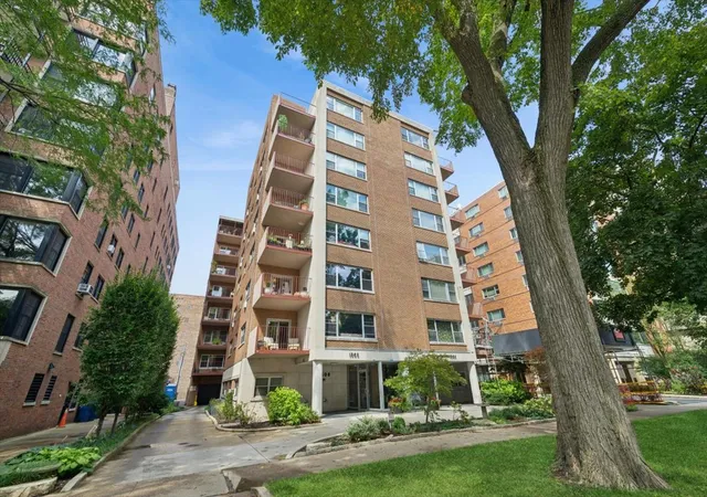 Photo 1 of Condo for sale at 1508 Hinman Ave #3B, Evanston, IL 60201 | MLS# 12742285 | Listing updated on 2026-09-23