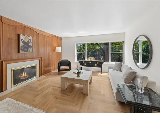 Photo 3 of Condo for sale at 1508 Hinman Ave #3B, Evanston, IL 60201 | MLS# 12742285 | Listing updated on 2026-09-23