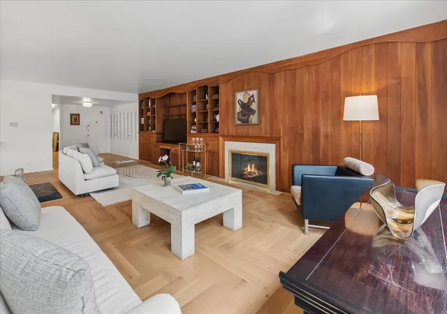 Photo 4 of Condo for sale at 1508 Hinman Ave #3B, Evanston, IL 60201 | MLS# 12742285 | Listing updated on 2026-09-23