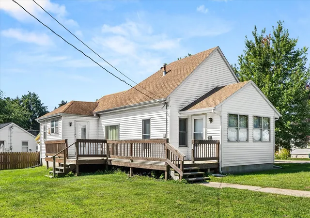 Photo 1 of Single family home for sale at 139 W 2nd Street, Streator, IL 61364 | MLS# 12742297 | Listing updated on 2026-09-06