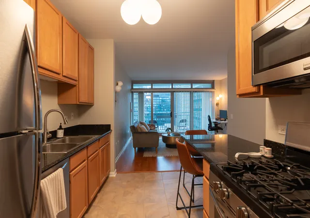 Photo 2 of Condo for sale at 125 S Jefferson St #2206, Chicago, IL 60661 | MLS# 12742450 | Listing updated on 2026-10-04