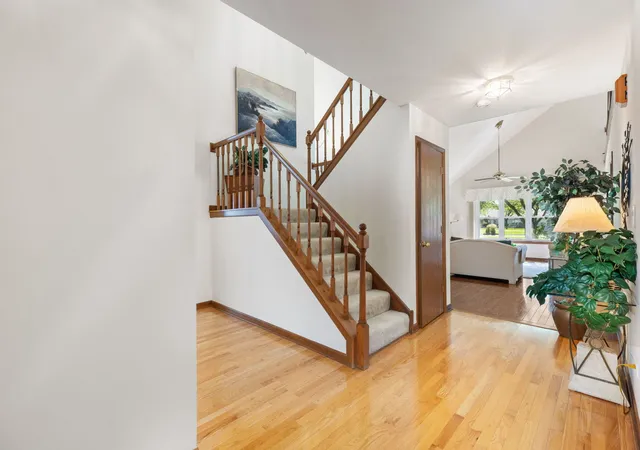 Photo 3 of Single family home for sale at 21000 W Hazelnut Ln, Plainfield, IL 60544 | MLS# 12742489 | Listing updated on 2026-09-30
