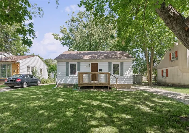 Photo 1 of Single family home for sale at 1006 N Division Ave, Urbana, IL 61801 | MLS# 12742513 | Listing updated on 2026-10-02