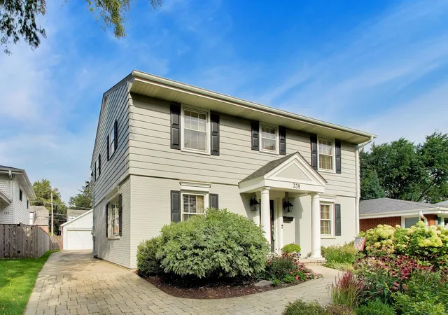 Photo 2 of Single family home for sale at 338 S Gibbons Ave, Arlington Heights, IL 60004 | MLS# 12742661 | Listing updated on 2026-09-22