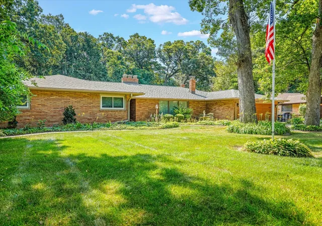 Photo 1 of Single family home for sale at 4007 Landstrom Rd, Rockford, IL 61114 | MLS# 12742715 | Listing updated on 2026-09-05