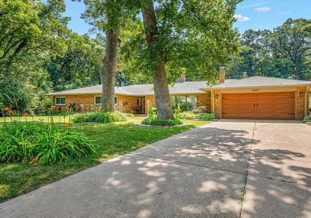 Photo 1 of Single family home for sale at 4007 Landstrom Rd, Rockford, IL 61114 | MLS# 12742715 | Listing updated on 2026-10-07