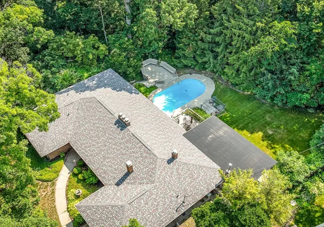 Photo 1 of Single family home for sale at 4007 Landstrom Rd, Rockford, IL 61114 | MLS# 12742715 | Listing updated on 2026-10-28