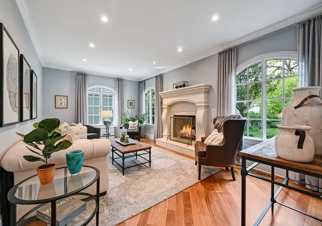 Photo 3 of Single family home for sale at 121 S Stough St, Hinsdale, IL 60521 | MLS# 12742731 | Listing updated on 2026-09-16