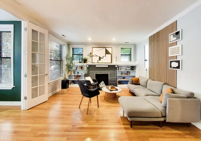 Photo 3 of Condo for sale at 747 W Cornelia Ave #N1, Chicago, IL 60657 | MLS# 12742757 | Listing updated on 2026-09-30