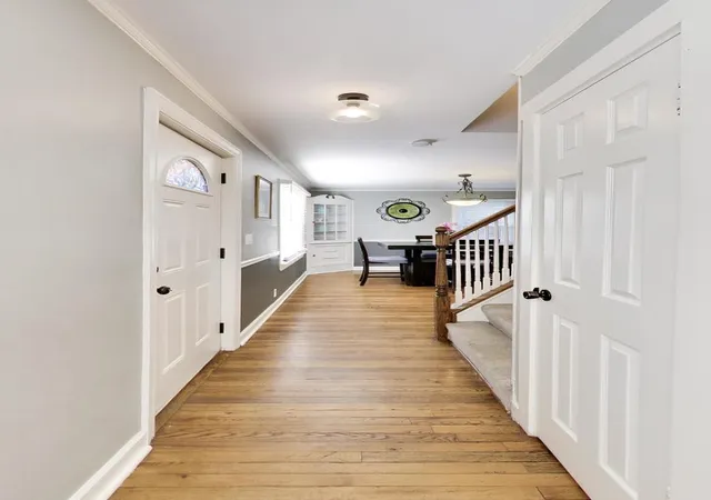 Photo 3 of Single family home for sale at 402 Park St, Batavia, IL 60510 | MLS# 12742768 | Listing updated on 2026-10-04