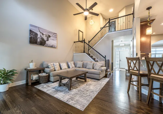 Photo 3 of Townhouse for sale at 178 Partridge Ln, Bartlett, IL 60103 | MLS# 12742798 | Listing updated on 2026-10-06
