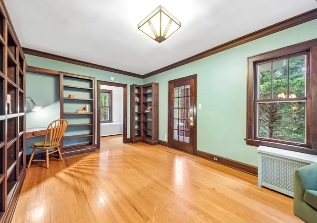 Photo 3 of Single family home for sale at 2038 Hawthorne Ln, Evanston, IL 60201 | MLS# 12743113 | Listing updated on 2026-09-21