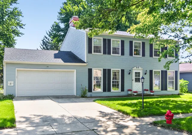 Photo 1 of Single family home for sale at 130 Ebbesen Dr, De Kalb, IL 60115 | MLS# 12743116 | Listing updated on 2026-09-23