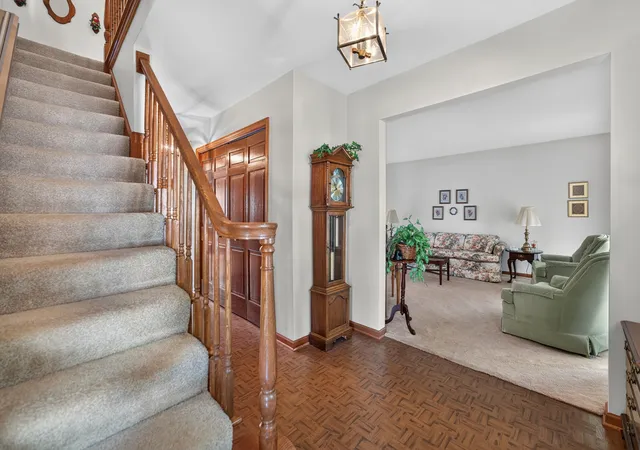Photo 4 of Single family home for sale at 130 Ebbesen Dr, De Kalb, IL 60115 | MLS# 12743116 | Listing updated on 2026-09-23