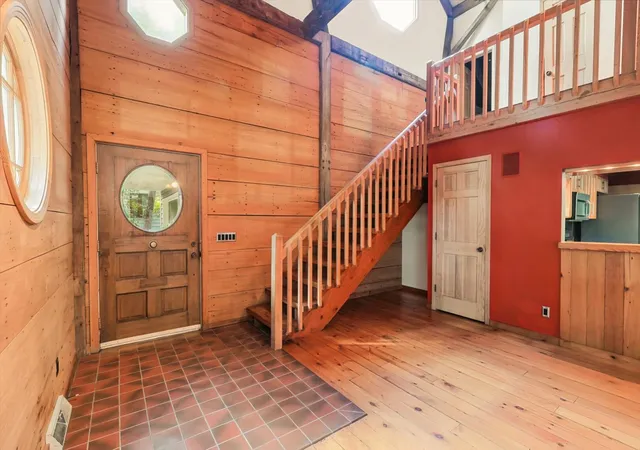 Photo 2 of Single family home for sale at 802 La Sell Dr, Champaign, IL 61820 | MLS# 12743118 | Listing updated on 2026-09-29