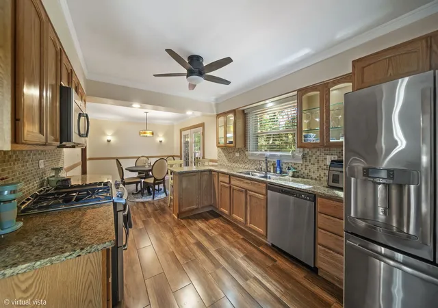 Photo 2 of Single family home for sale at 3884 Woodlawn Ave, Gurnee, IL 60031 | MLS# 12743147 | Listing updated on 2026-09-14