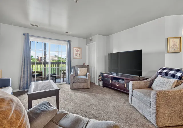 Photo 3 of Condo for sale at 20335 S Rainford Dr #1B, Frankfort, IL 60423 | MLS# 12743226 | Listing updated on 2026-10-27