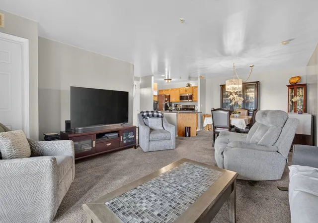 Photo 4 of Condo for sale at 20335 S Rainford Dr #1B, Frankfort, IL 60423 | MLS# 12743226 | Listing updated on 2026-10-27
