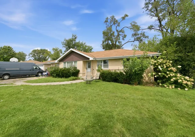 Photo 2 of Single family home for sale at 9342 S 76th Avenue, Hickory Hills, IL 60457 | MLS# 12743257 | Listing updated on 2026-09-30