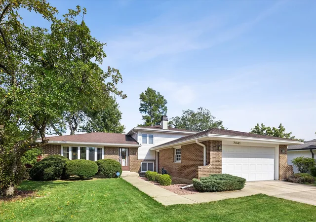 Photo 1 of Single family home for sale at 7041 Springside Ave, Downers Grove, IL 60516 | MLS# 12743347 | Listing updated on 2026-10-06