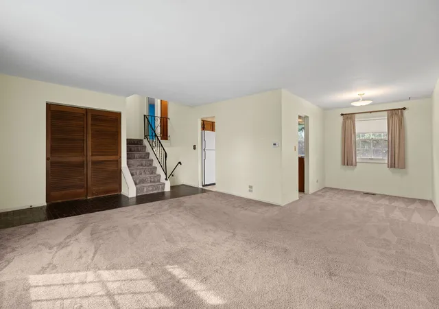 Photo 3 of Single family home for sale at 1024 Yorkshire Dr, Hanover Park, IL 60133 | MLS# 12743353 | Listing updated on 2026-09-24